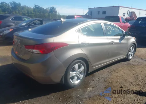 2013 Hyundai Elantra Gls z USA, uszkodzony, nr VIN 5NPDH4AEXDH224851